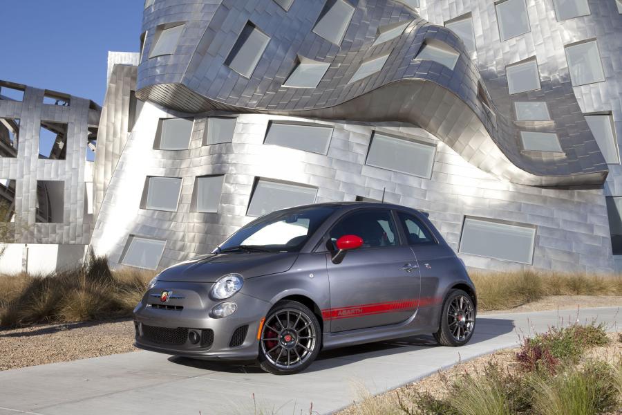  Fiat 500 Abarth 2012 года  (NA) (фото 35 из 49)